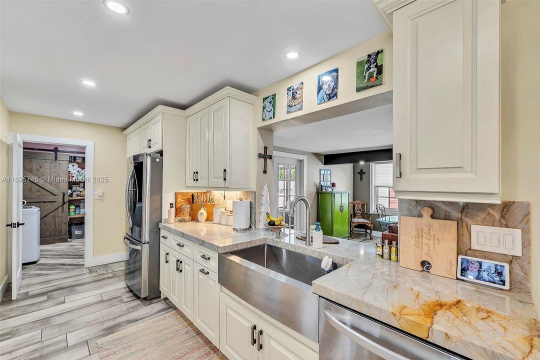 最近售出: $539,999 (3 贝兹, 3 浴室, 1509 平方英尺)