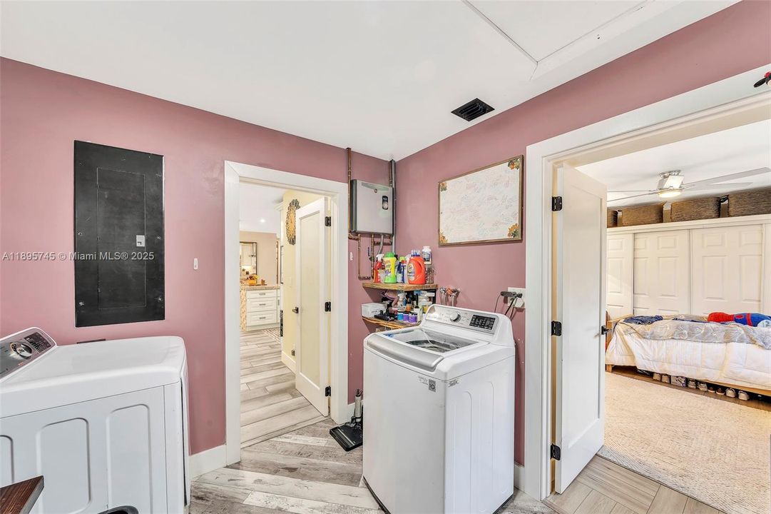 最近售出: $539,999 (3 贝兹, 3 浴室, 1509 平方英尺)