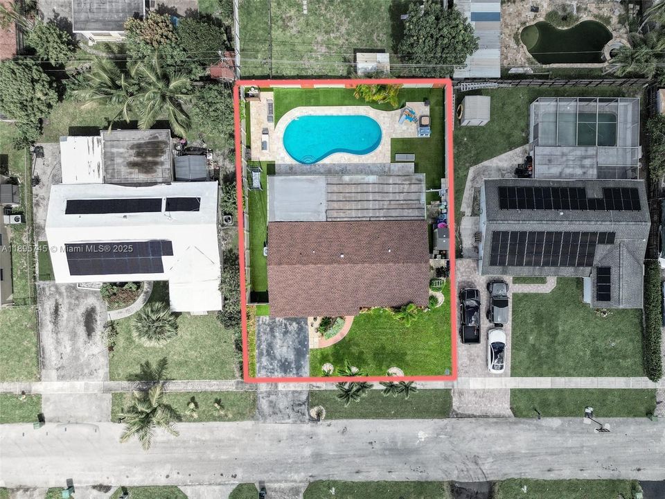 最近售出: $539,999 (3 贝兹, 3 浴室, 1509 平方英尺)