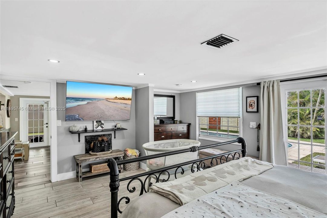 最近售出: $539,999 (3 贝兹, 3 浴室, 1509 平方英尺)