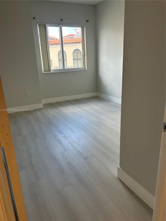 For Sale: $669,900 (2 beds, 2 baths, 1139 Square Feet)