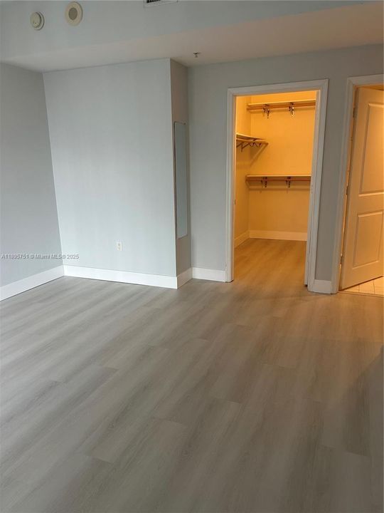 For Sale: $669,900 (2 beds, 2 baths, 1139 Square Feet)