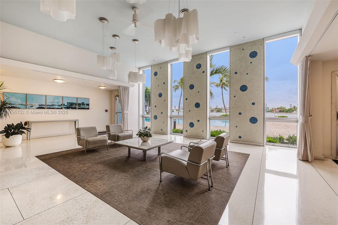 На продажу: $379,000 (0 спален, 1 ванн, 544 Квадратных фут)