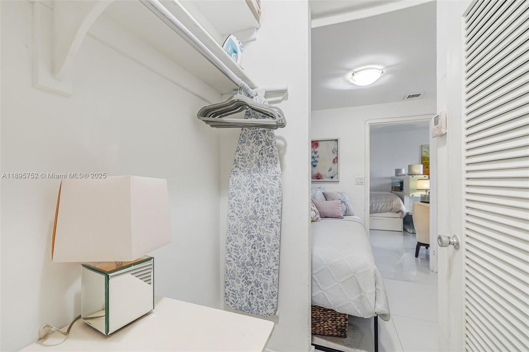 На продажу: $379,000 (0 спален, 1 ванн, 544 Квадратных фут)