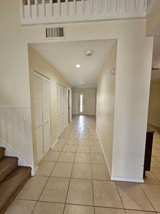 Active With Contract: $3,000 (3 beds, 2 baths, 2268 Square Feet)