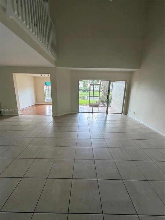 Active With Contract: $3,000 (3 beds, 2 baths, 2268 Square Feet)