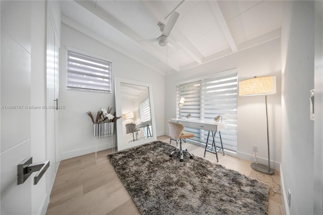 待售: $995,000 (3 贝兹, 2 浴室, 1462 平方英尺)