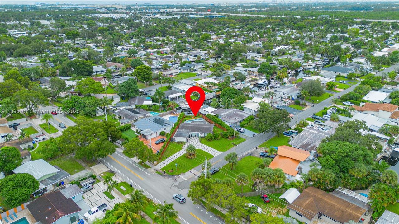 待售: $995,000 (3 贝兹, 2 浴室, 1462 平方英尺)