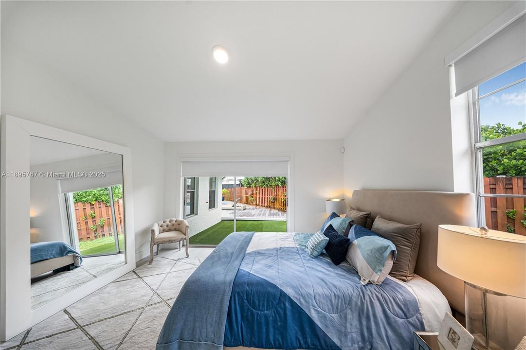 待售: $995,000 (3 贝兹, 2 浴室, 1462 平方英尺)