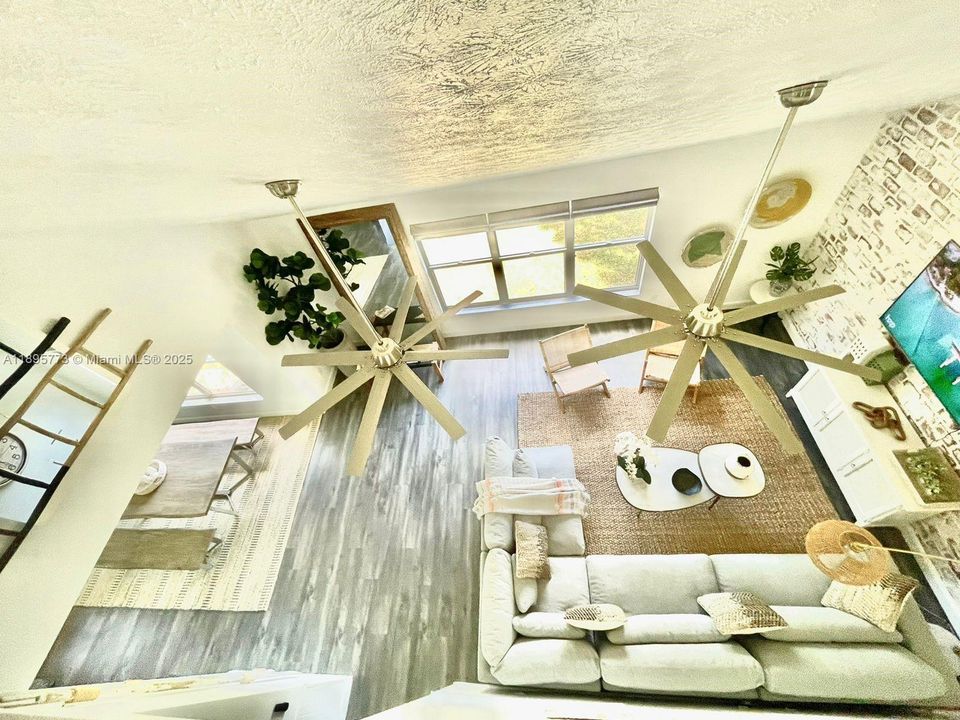 На продажу: $530,000 (3 спален, 2 ванн, 1876 Квадратных фут)