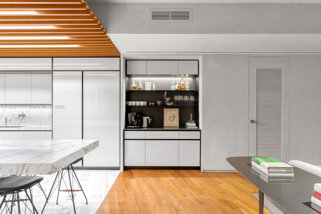 待售: $3,925,000 (3 贝兹, 3 浴室, 2691 平方英尺)