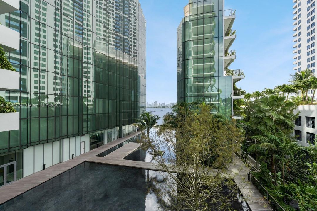 待售: $3,925,000 (3 贝兹, 3 浴室, 2691 平方英尺)