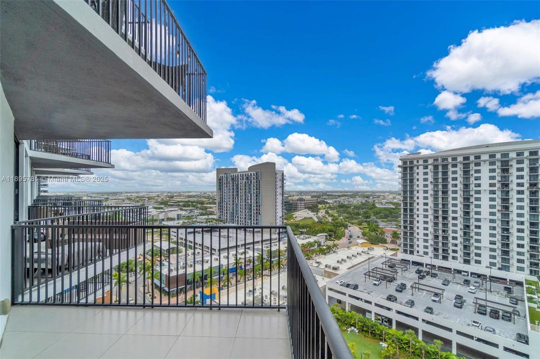 На продажу: $405,000 (1 спален, 1 ванн, 688 Квадратных фут)