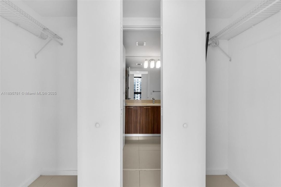 На продажу: $405,000 (1 спален, 1 ванн, 688 Квадратных фут)