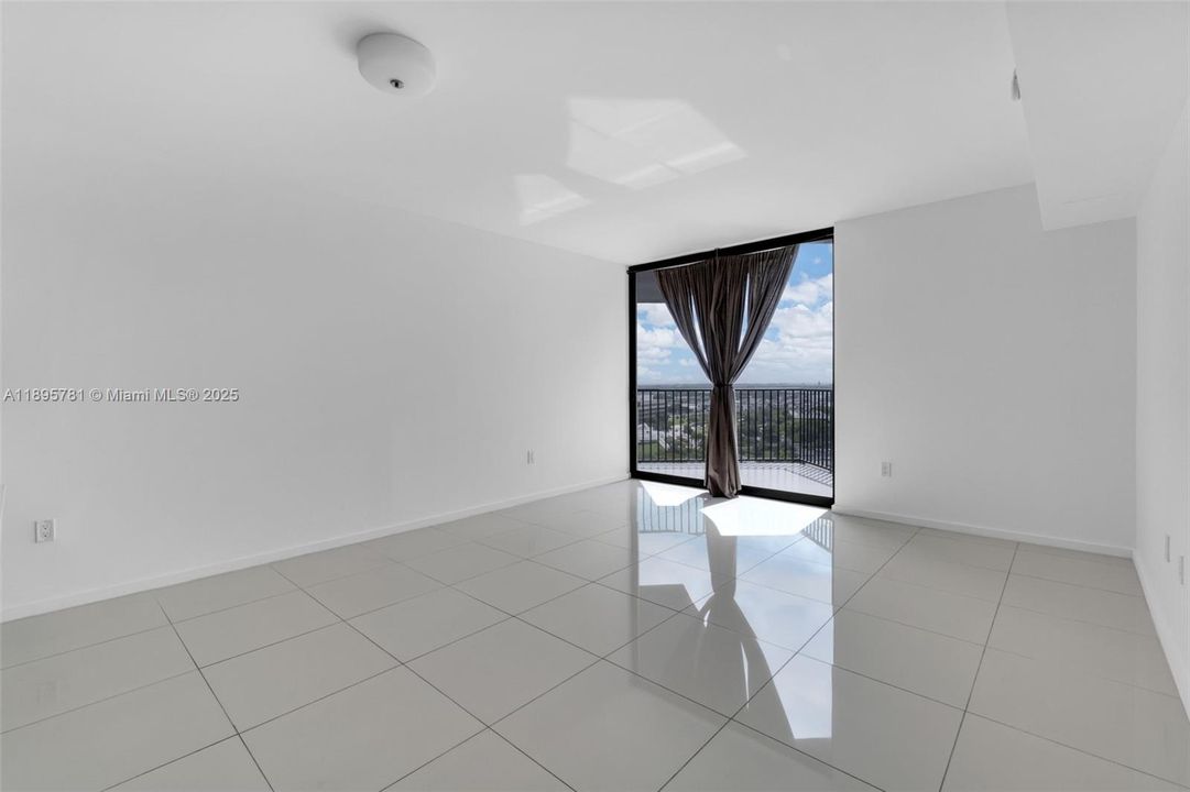 На продажу: $405,000 (1 спален, 1 ванн, 688 Квадратных фут)