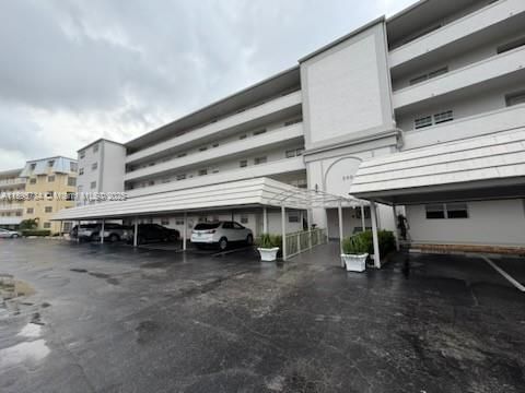 For Sale: $340,000 (2 beds, 2 baths, 1421 Square Feet)