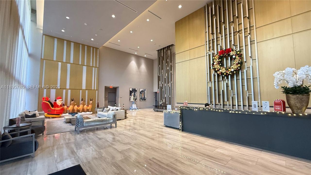 待售: $400,000 (1 贝兹, 1 浴室, 769 平方英尺)