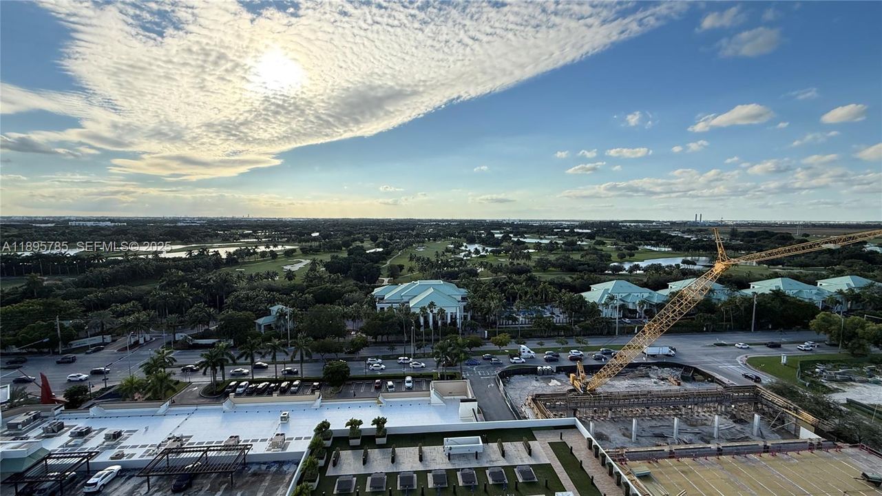 待售: $400,000 (1 贝兹, 1 浴室, 769 平方英尺)