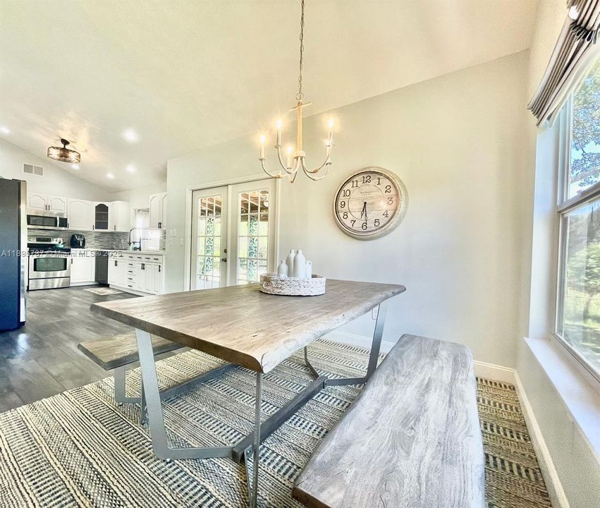 For Rent: $4,500 (3 beds, 2 baths, 1876 Square Feet)