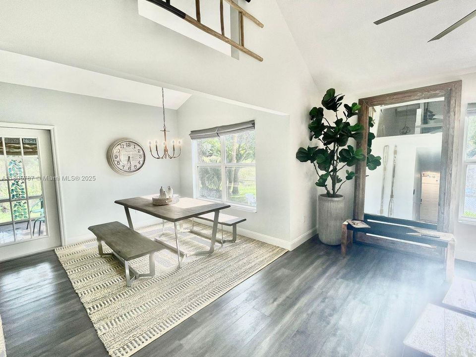 For Rent: $4,500 (3 beds, 2 baths, 1876 Square Feet)