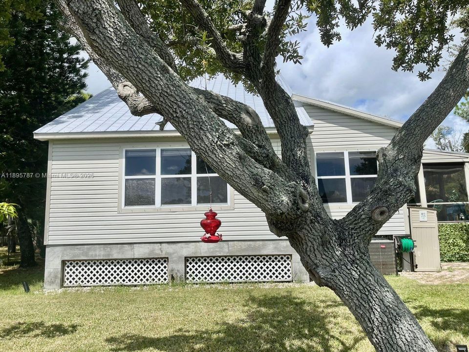 For Rent: $4,500 (3 beds, 2 baths, 1876 Square Feet)