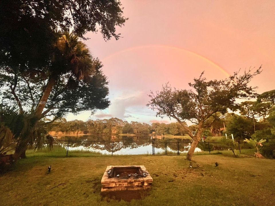 For Rent: $4,500 (3 beds, 2 baths, 1876 Square Feet)