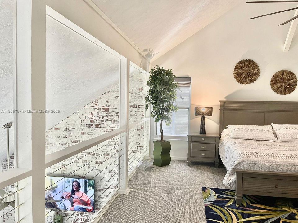 For Rent: $4,500 (3 beds, 2 baths, 1876 Square Feet)