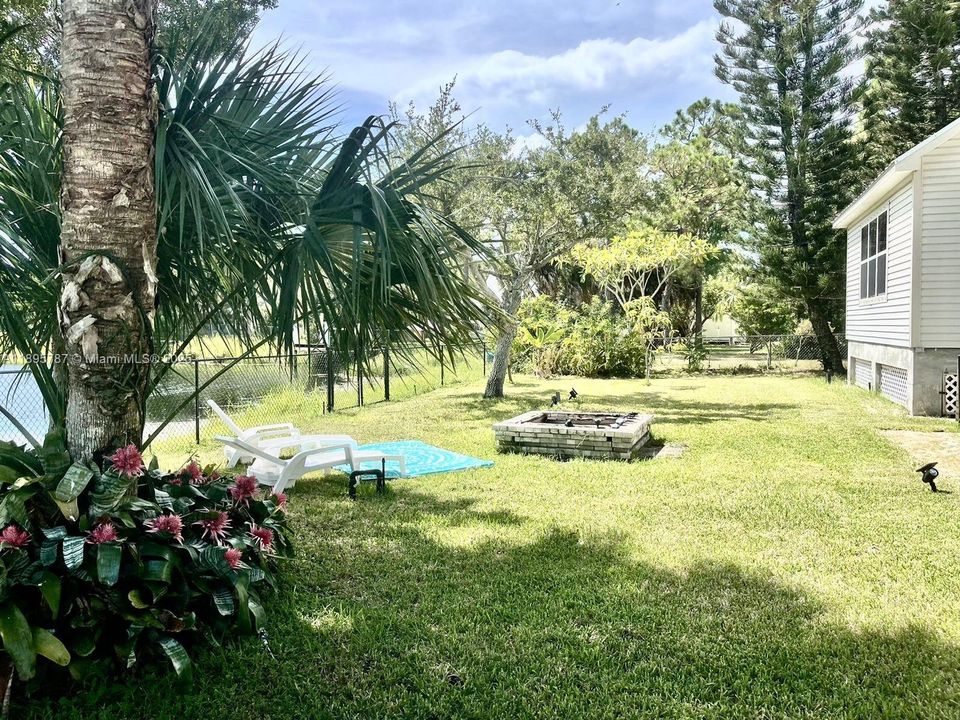 For Rent: $4,500 (3 beds, 2 baths, 1876 Square Feet)