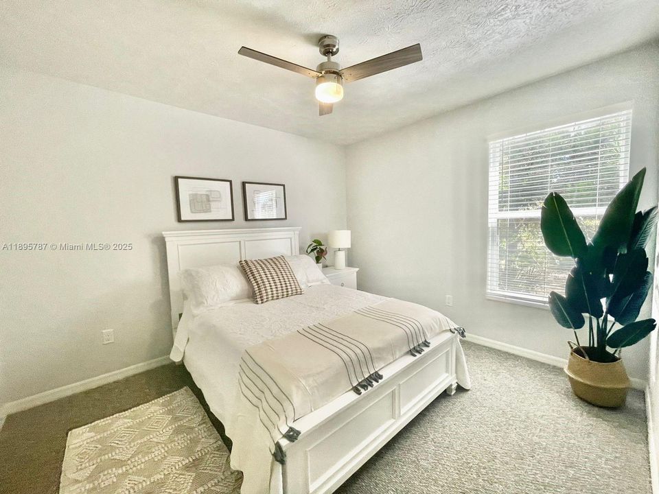 For Rent: $4,500 (3 beds, 2 baths, 1876 Square Feet)