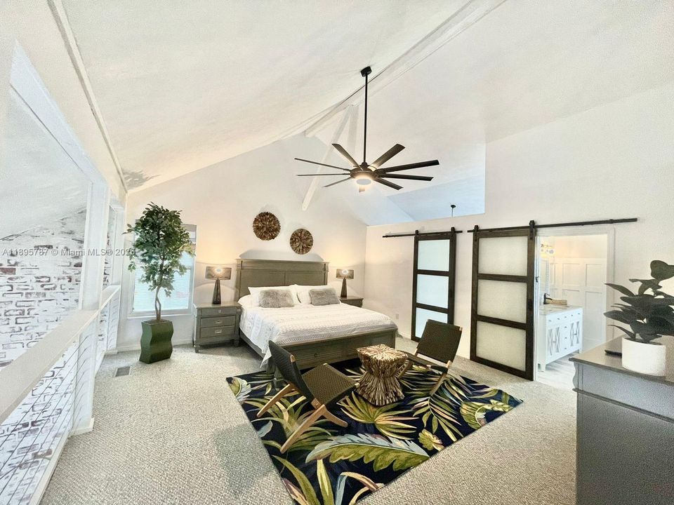 For Rent: $4,500 (3 beds, 2 baths, 1876 Square Feet)