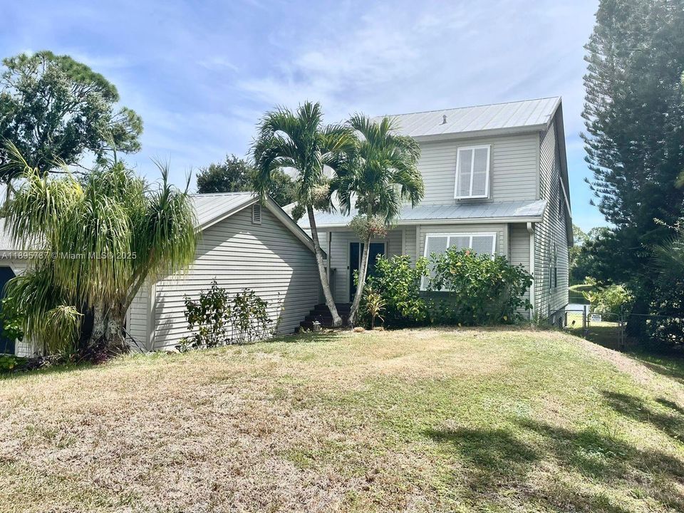 For Rent: $4,500 (3 beds, 2 baths, 1876 Square Feet)