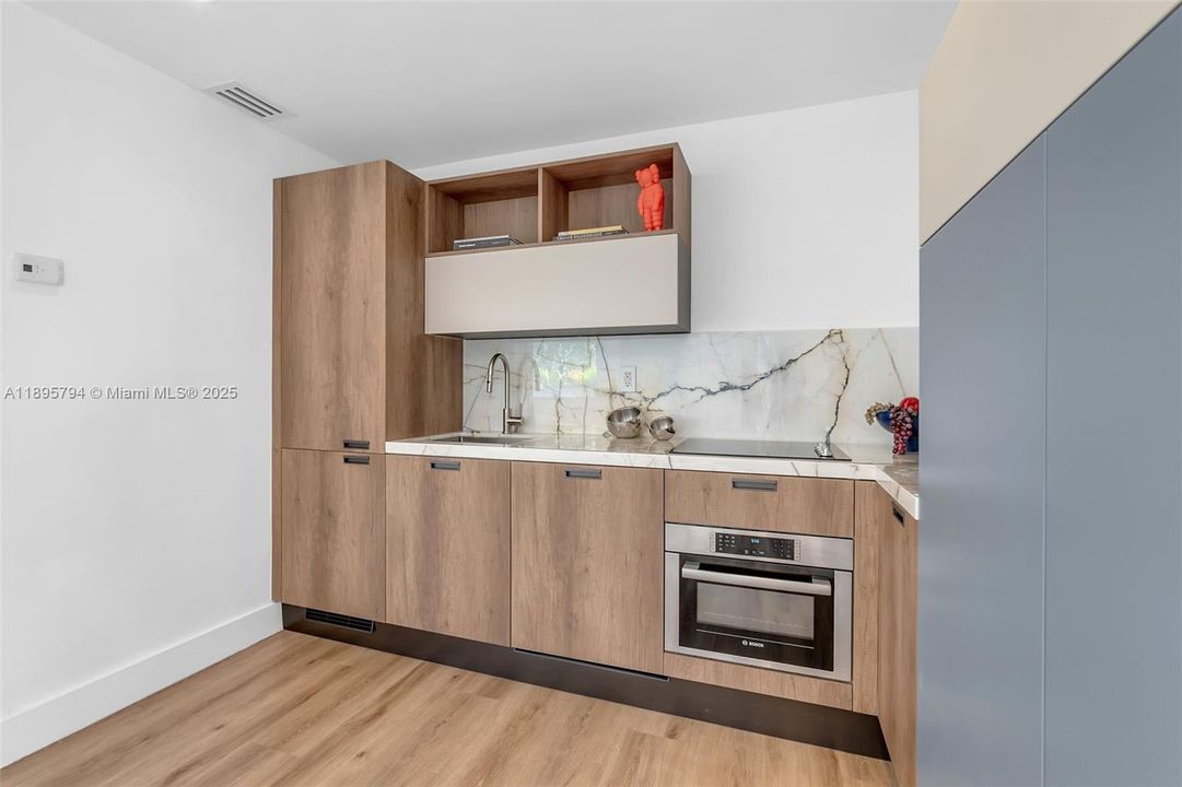 Guest house - kitchen