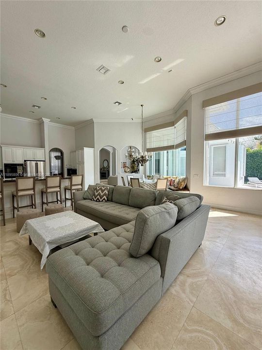 Active With Contract: $1,625,000 (6 beds, 4 baths, 3756 Square Feet)