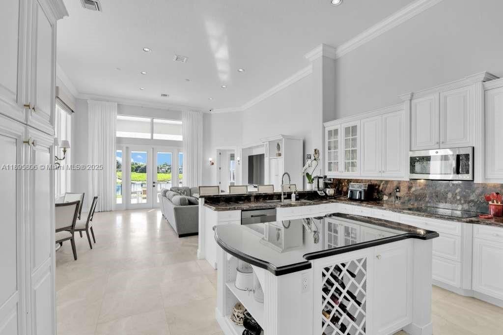 Active With Contract: $1,625,000 (6 beds, 4 baths, 3756 Square Feet)