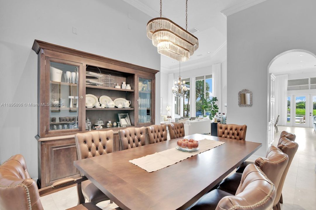 Active With Contract: $1,625,000 (6 beds, 4 baths, 3756 Square Feet)