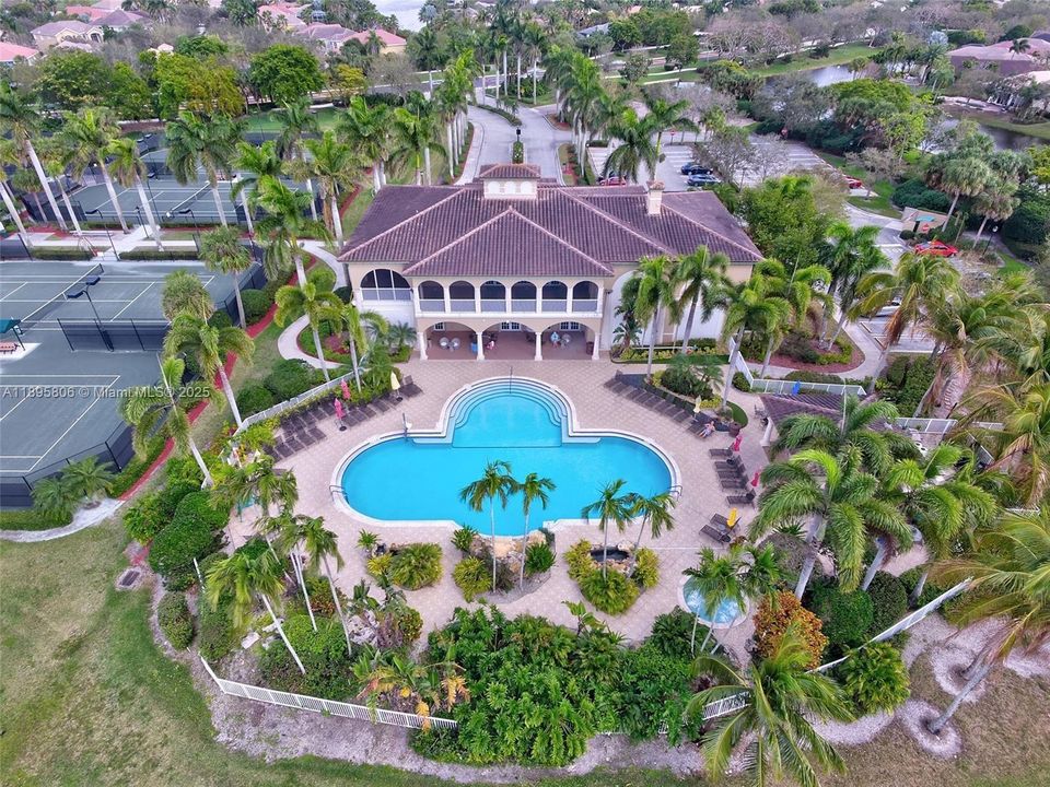 Active With Contract: $1,625,000 (6 beds, 4 baths, 3756 Square Feet)