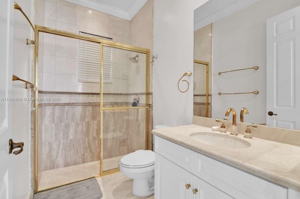 Active With Contract: $1,625,000 (6 beds, 4 baths, 3756 Square Feet)