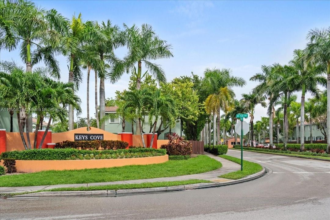 En Venta: $234,500 (3 camas, 2 baños, 1182 Pies cuadrados)