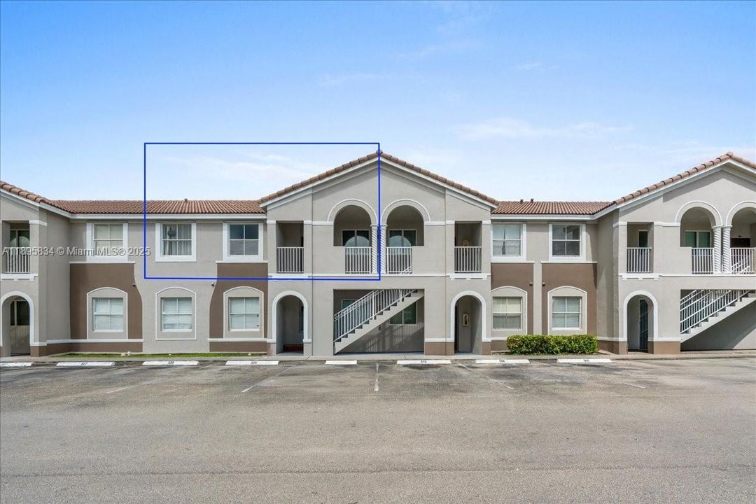 En Venta: $234,500 (3 camas, 2 baños, 1182 Pies cuadrados)