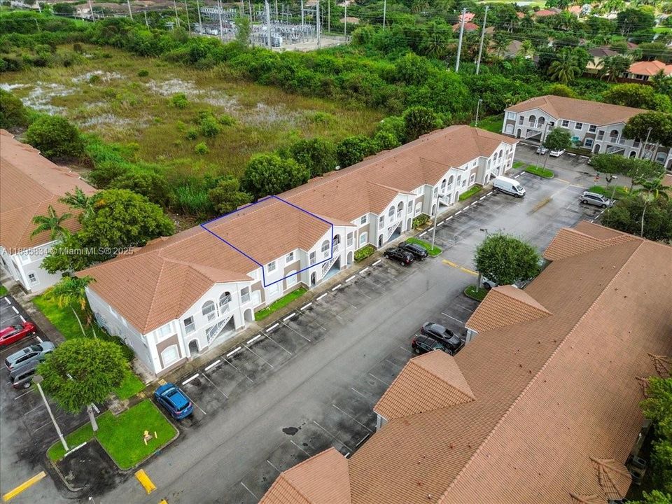 En Venta: $234,500 (3 camas, 2 baños, 1182 Pies cuadrados)