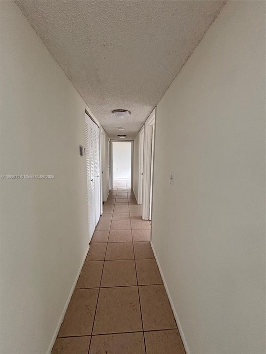 Недавно арендовано: $1,900 (3 спален, 2 ванн, 930 Квадратных фут)