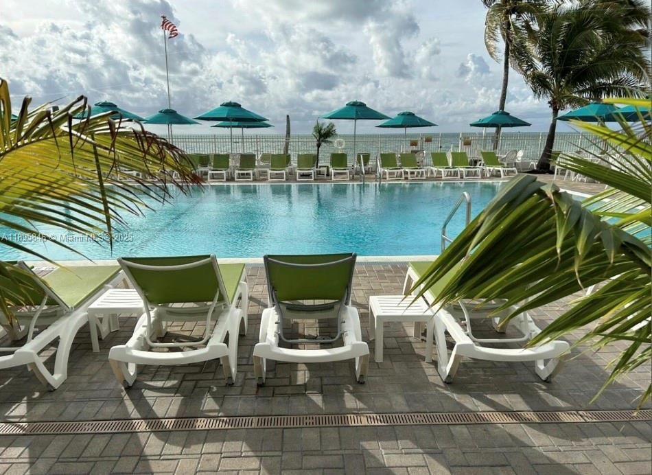 En Venta: $537,000 (2 camas, 1 baños, 750 Pies cuadrados)