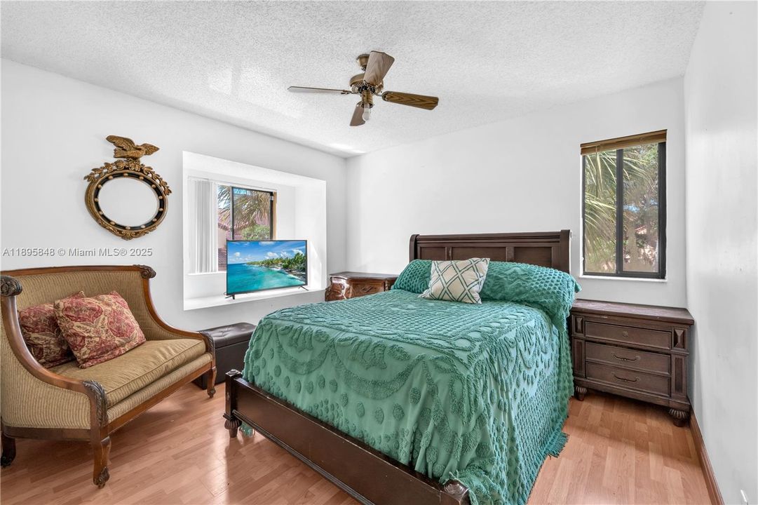 For Sale: $439,999 (3 beds, 2 baths, 1760 Square Feet)