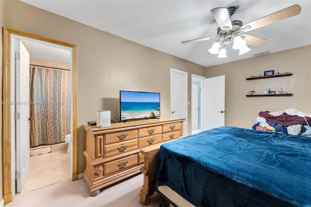 Active With Contract: $699,000 (3 beds, 2 baths, 1304 Square Feet)