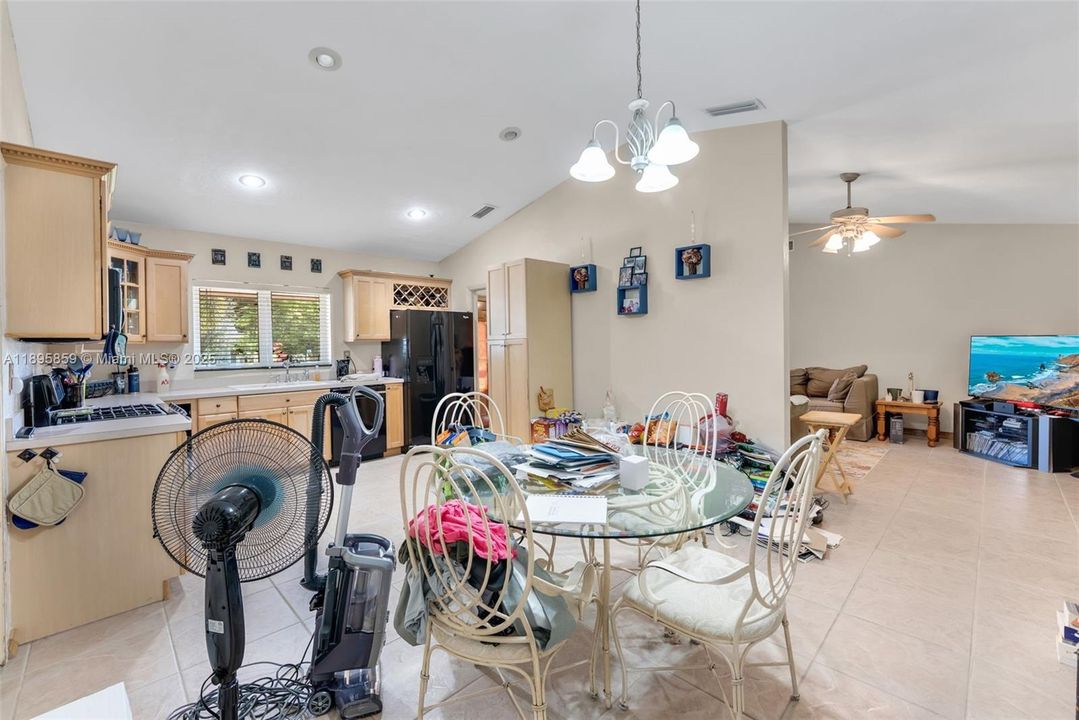 Active With Contract: $699,000 (3 beds, 2 baths, 1304 Square Feet)