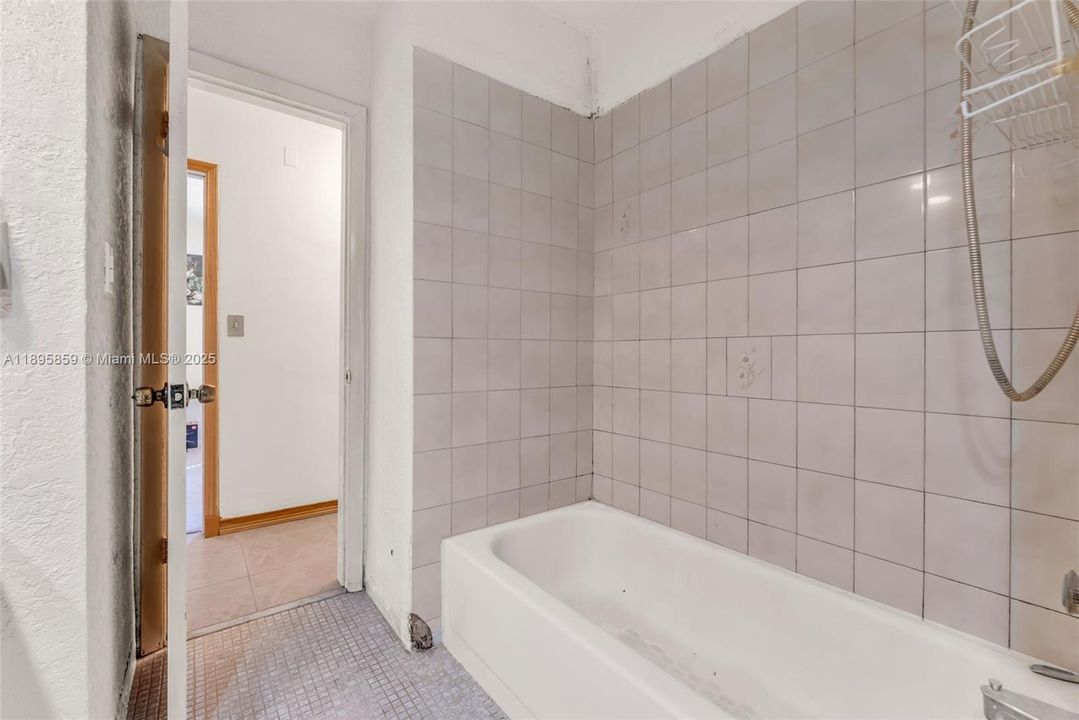 Active With Contract: $699,000 (3 beds, 2 baths, 1304 Square Feet)