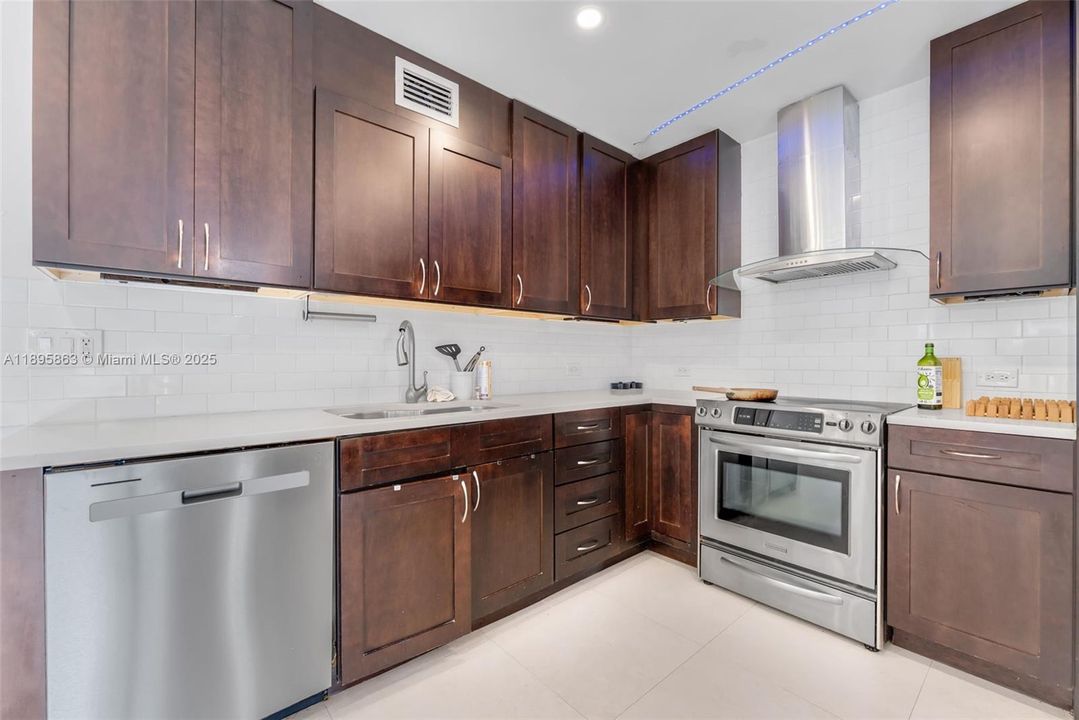 For Sale: $3,499,000 (0 beds, 0 baths, 3740 Square Feet)