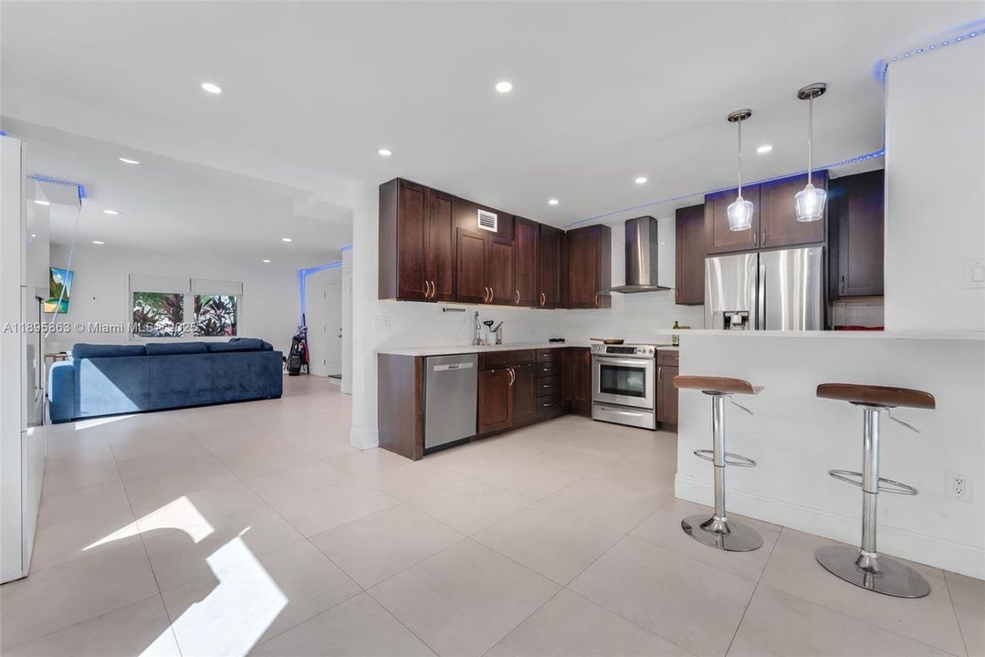 For Sale: $3,499,000 (0 beds, 0 baths, 3740 Square Feet)