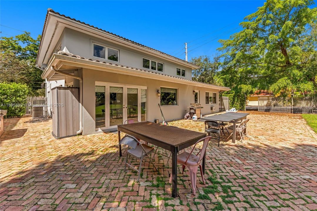 For Sale: $3,499,000 (0 beds, 0 baths, 3740 Square Feet)