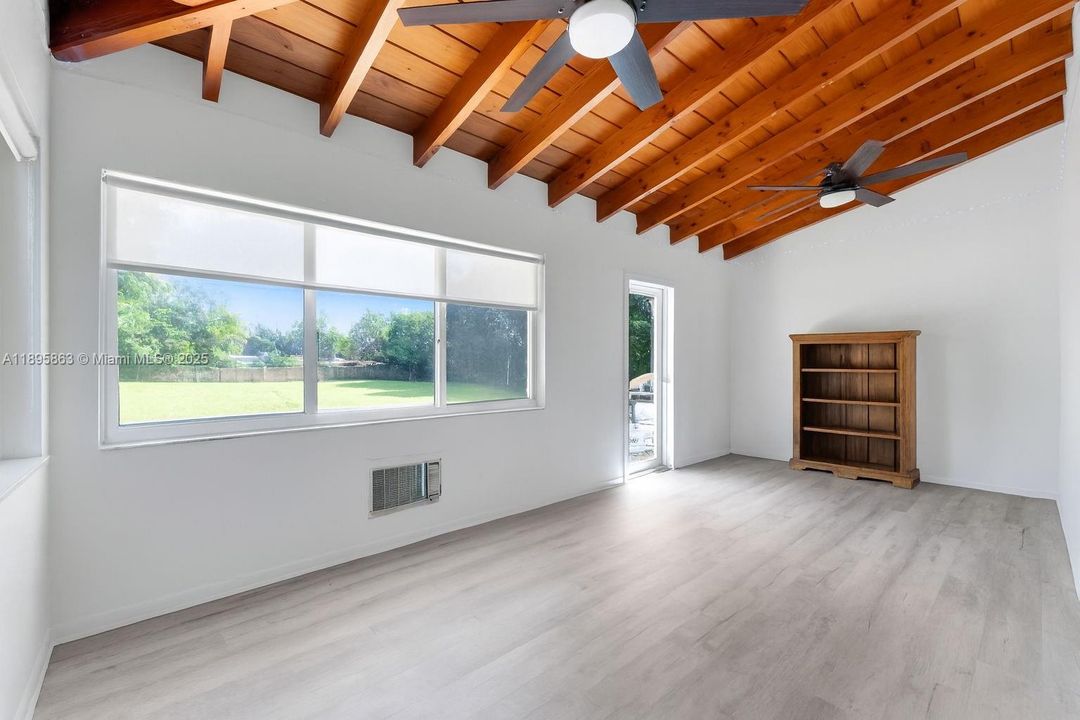 For Sale: $3,499,000 (0 beds, 0 baths, 3740 Square Feet)